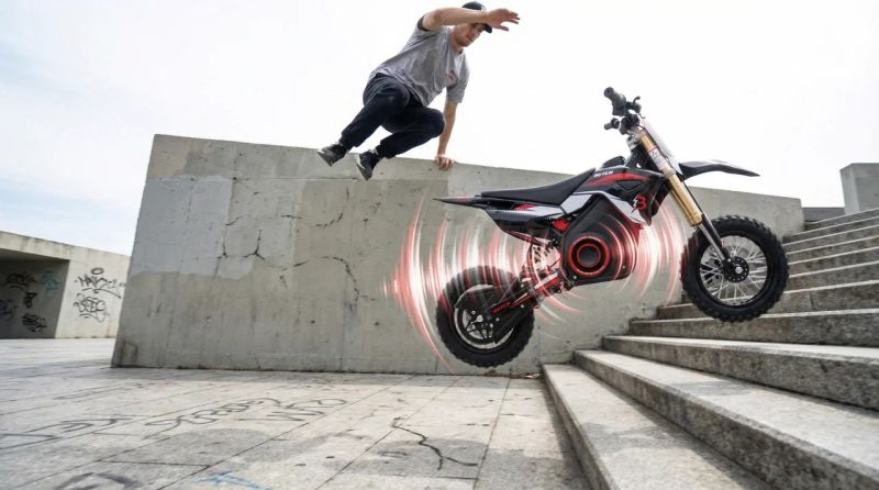 Электробайк в лесу