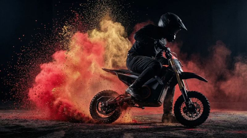 Электробайк в лесу